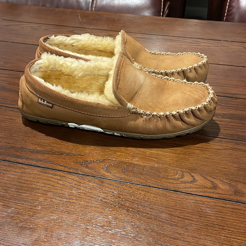 L.L. Bean Lined Moccasins - Picture 4 of 5
